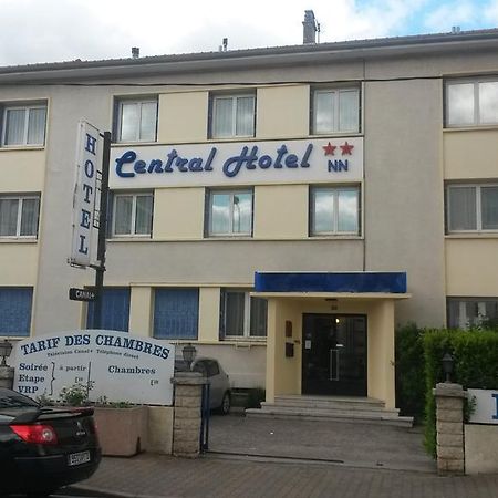 Central Hotel Saint-Priest  Zewnętrze zdjęcie