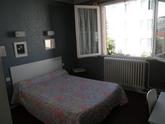 Central Hotel Saint-Priest  Zewnętrze zdjęcie