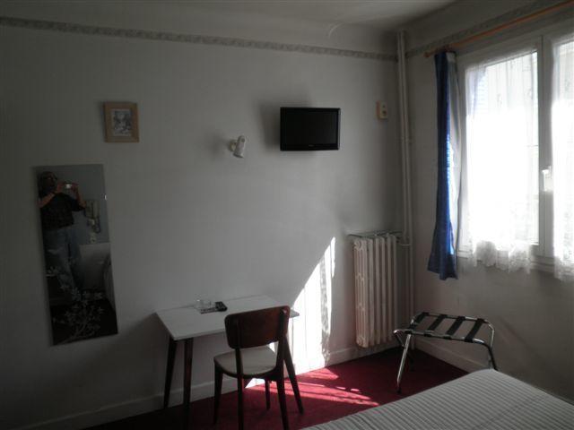 Central Hotel Saint-Priest  Zewnętrze zdjęcie