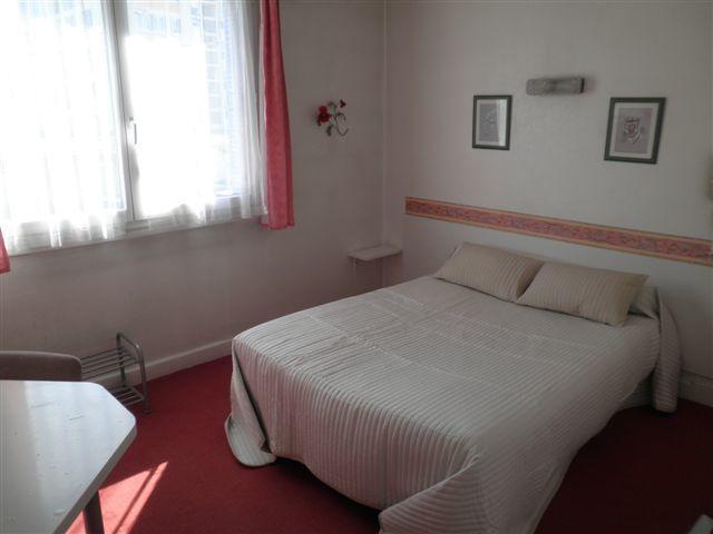 Central Hotel Saint-Priest  Zewnętrze zdjęcie